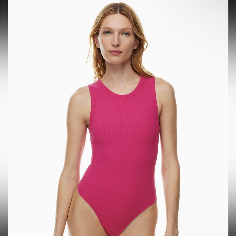 NWOT| Aritzia Babaton FormaRib Muscle Bodysuit